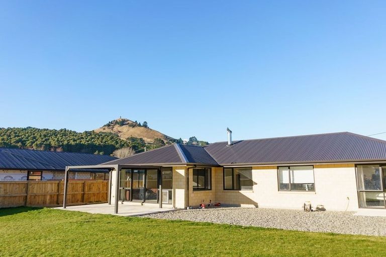 Photo of property in 29 Copinsha Street, Palmerston, 9430