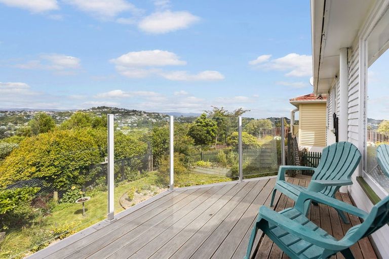 Photo of property in 98 Ironside Road, Johnsonville, Wellington, 6037