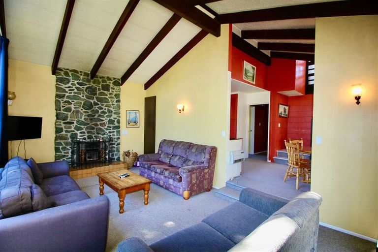 Photo of property in 1 Woodbank Road, Hanmer Springs, 7334