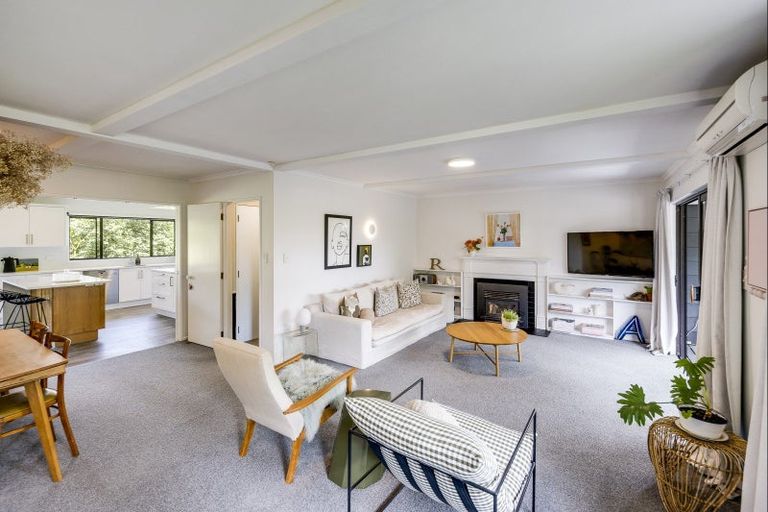 Photo of property in 42 Simla Avenue, Havelock North, 4130