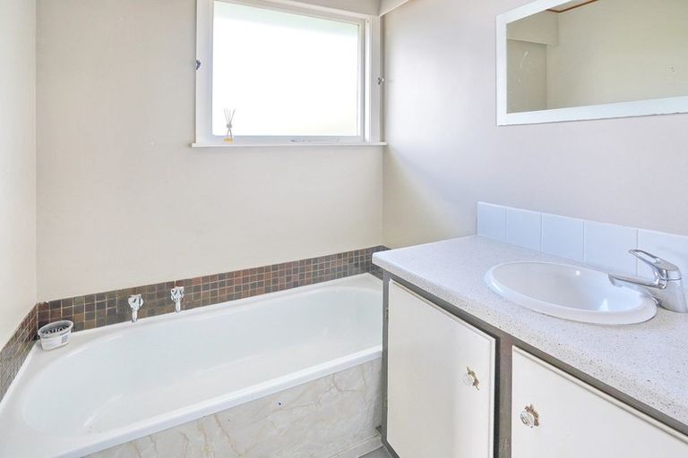 Photo of property in 144 Shortland Street, Aranui, Christchurch, 8061