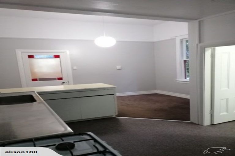 Photo of property in 13 Mortimer Terrace, Aro Valley, Wellington, 6021