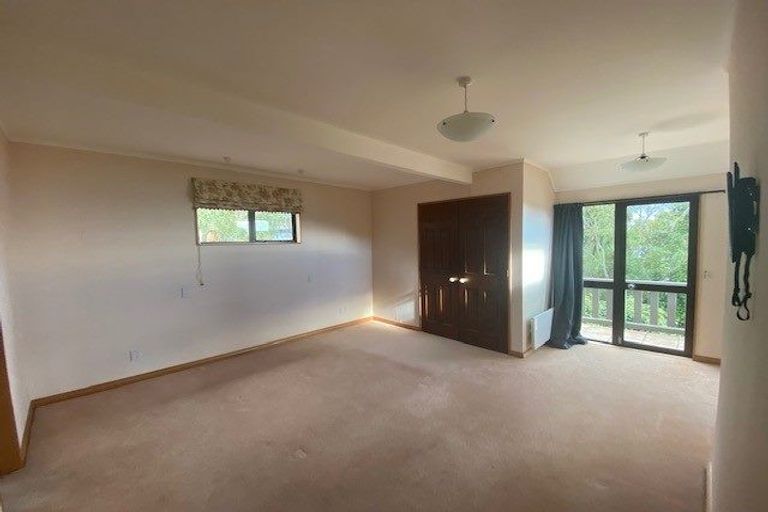 Photo of property in 16 Cheviot Road, Lowry Bay, Lower Hutt, 5013