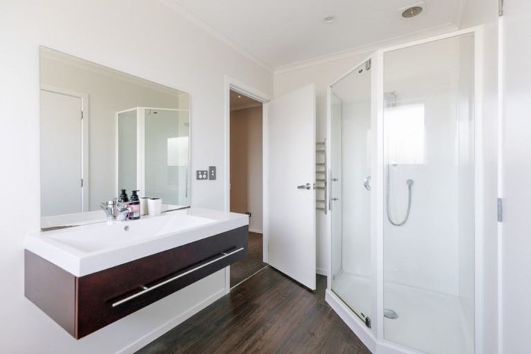 Photo of property in 40 West Meadows Drive, Wanaka, 9305