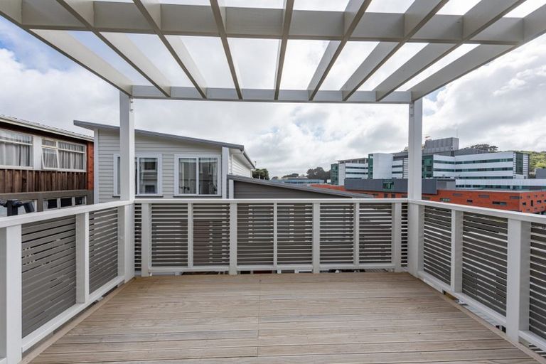 Photo of property in 8/239 Adelaide Road, Newtown, Wellington, 6021