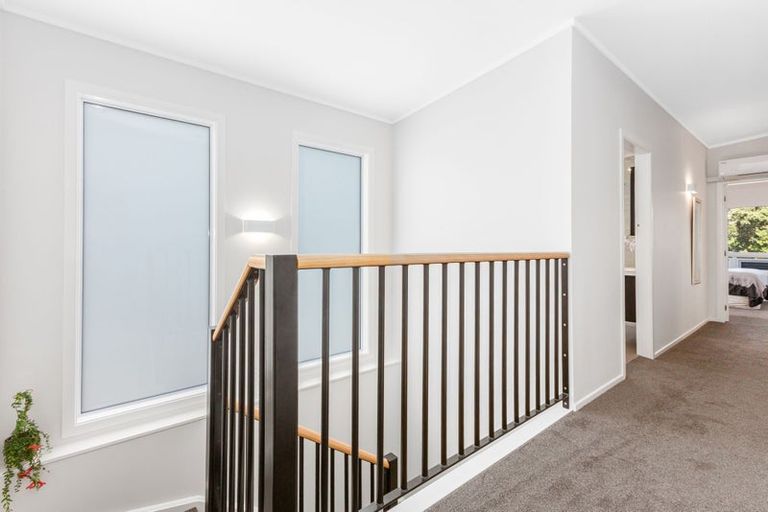 Photo of property in 9 Annan Grove, Papakowhai, Porirua, 5024