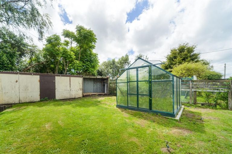 Photo of property in 62 Bridge Street, Bulls, 4818