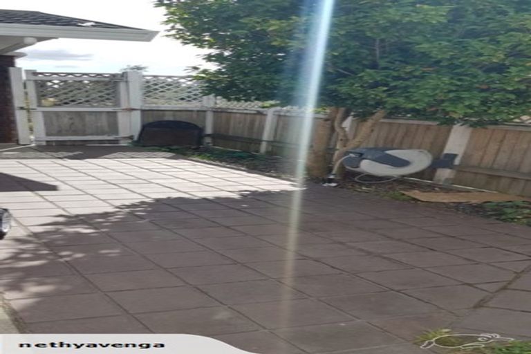 Photo of property in 32 Gilbass Avenue, Hamilton Lake, Hamilton, 3204