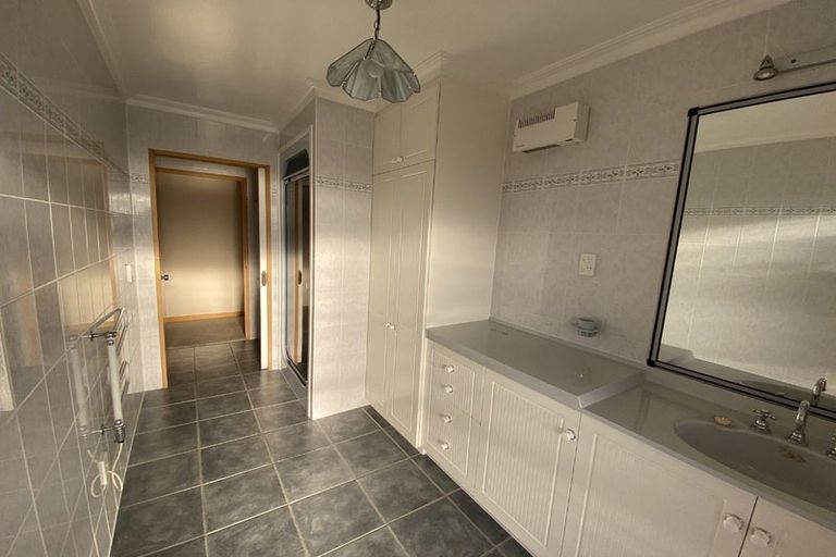 Photo of property in 11 Richardson Street, Britannia Heights, Nelson, 7010