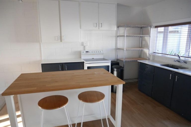 Photo of property in 2/15a Marriner Street, Sumner, Christchurch, 8081