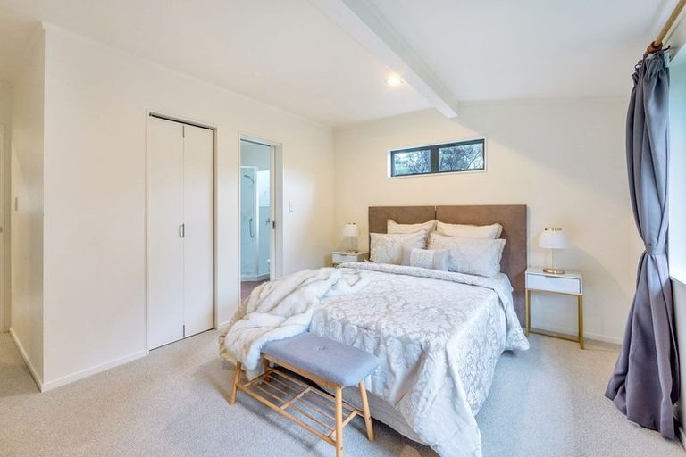 Photo of property in 96 Attwood Road, Paremoremo, Auckland, 0632