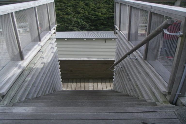 Photo of property in 59 Mandalay Terrace, Khandallah, Wellington, 6035