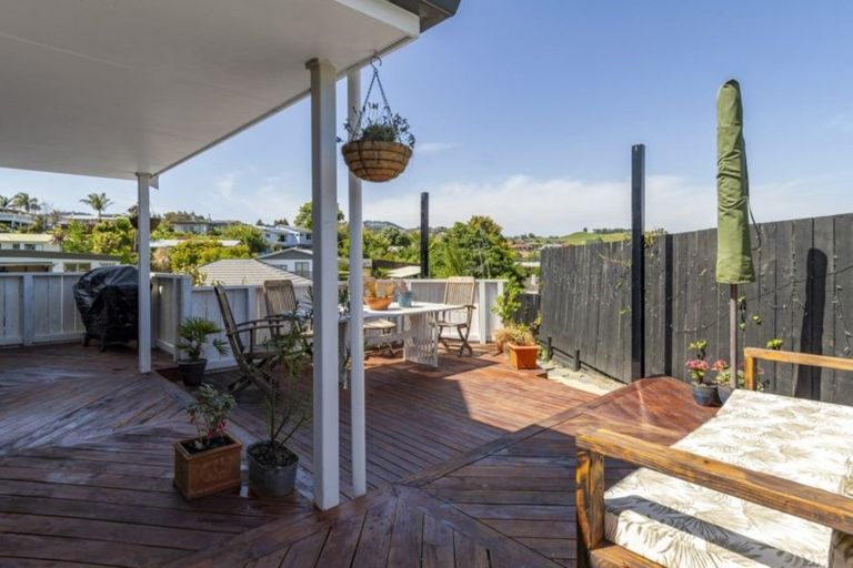 Photo of property in 14a Dunton Drive, Welcome Bay, Tauranga, 3112