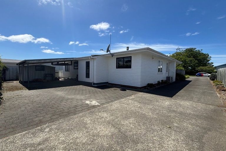 Photo of property in 115 King Street, Taradale, Napier, 4112