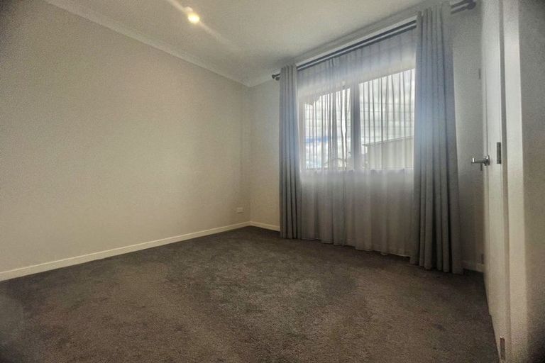 Photo of property in 2 Lavey Road, Flat Bush, Auckland, 2019