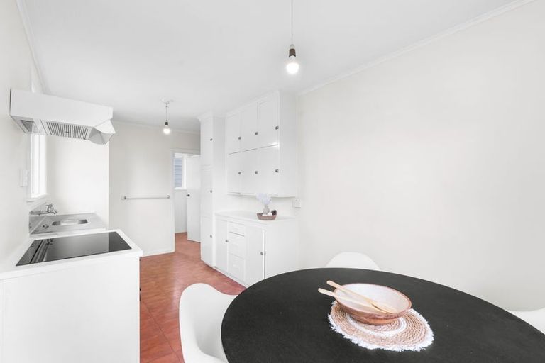 Photo of property in 141 Aorangi Road, Bryndwr, Christchurch, 8053