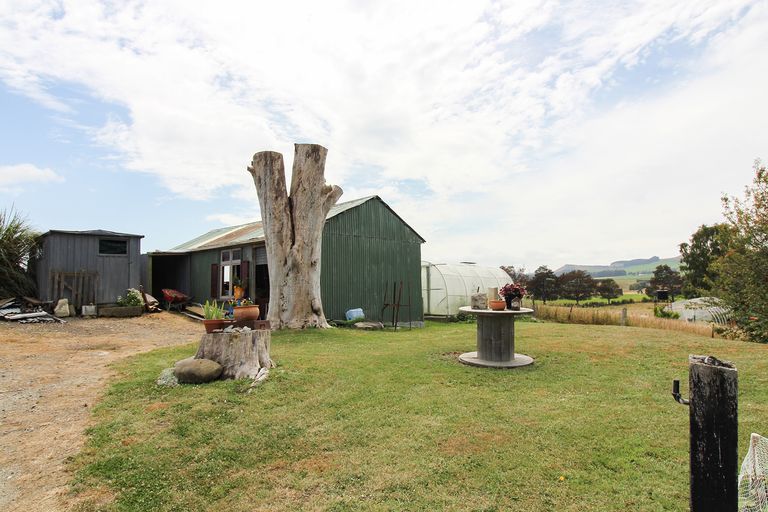 Photo of property in 52 Wellington Street, Enfield, Oamaru, 9491