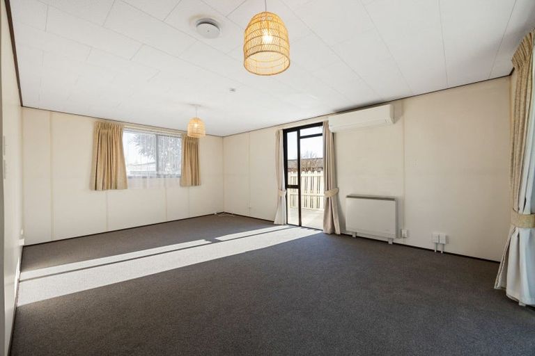 Photo of property in 1a Heath Street, St Andrews, Hamilton, 3200