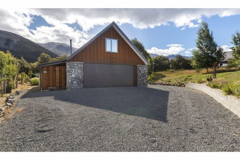 Photo of property in 12c Cheeseman Terrace, Castle Hill, Springfield, 7580