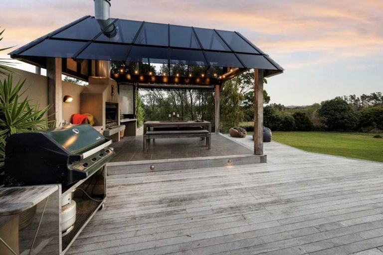 Photo of property in 143 Top Road, Dairy Flat, Albany, 0792