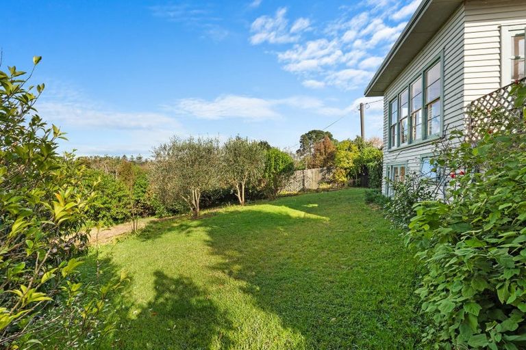 Photo of property in 127 Deep Creek Road, Torbay, Auckland, 0630