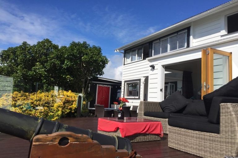 Photo of property in 3 Lucy Road, Bluff Hill, Napier, 4110