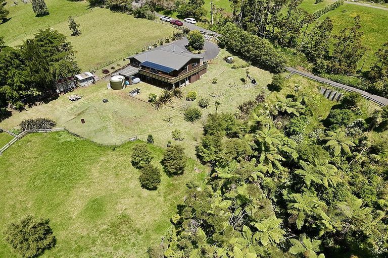Photo of property in 394a Wairere Road, Waitakere, Auckland, 0782