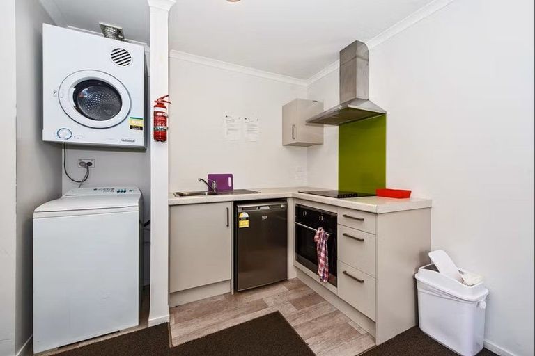 Photo of property in 2/167 Knighton Road, Hillcrest, Hamilton, 3216