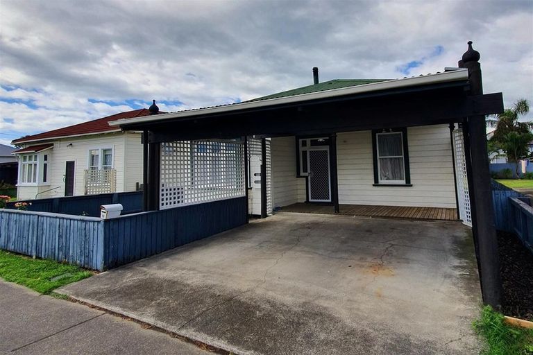 Photo of property in 16 Norman Road, Te Hapara, Gisborne, 4010