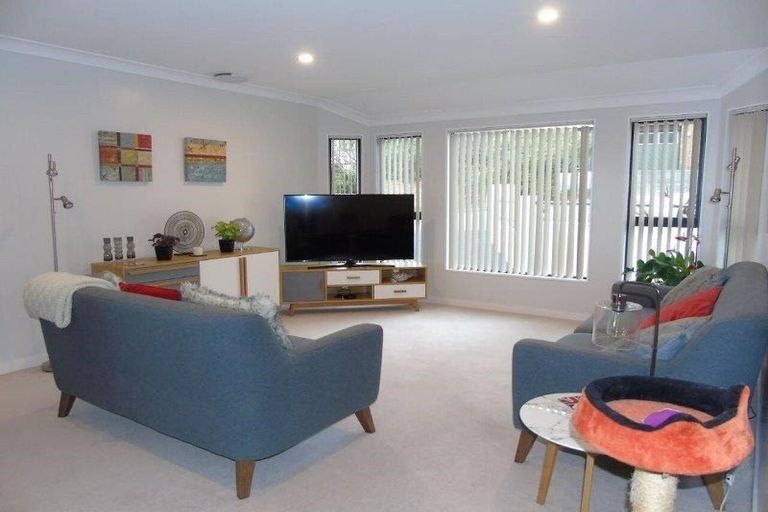 Photo of property in 26 Ramphal Terrace, Khandallah, Wellington, 6035