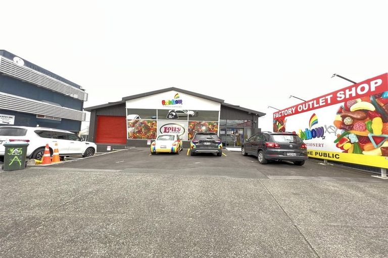 Photo of property in 25a Great South Road, Papakura, 2110