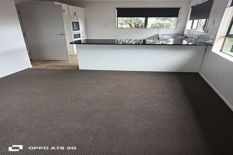 Photo of property in 64 Cypress Drive, Maungaraki, Lower Hutt, 5010