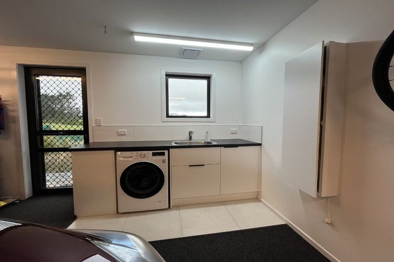 Photo of property in 1250 Mangorei Road, Mangorei, New Plymouth, 4371