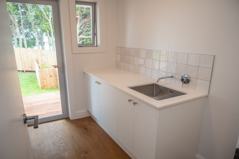 Photo of property in 1 Lori Lane, Coopers Beach, 0420