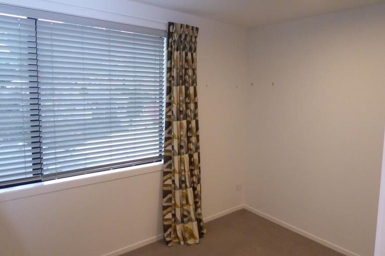 Photo of property in 4f Regent Street, Newtown, Wellington, 6021