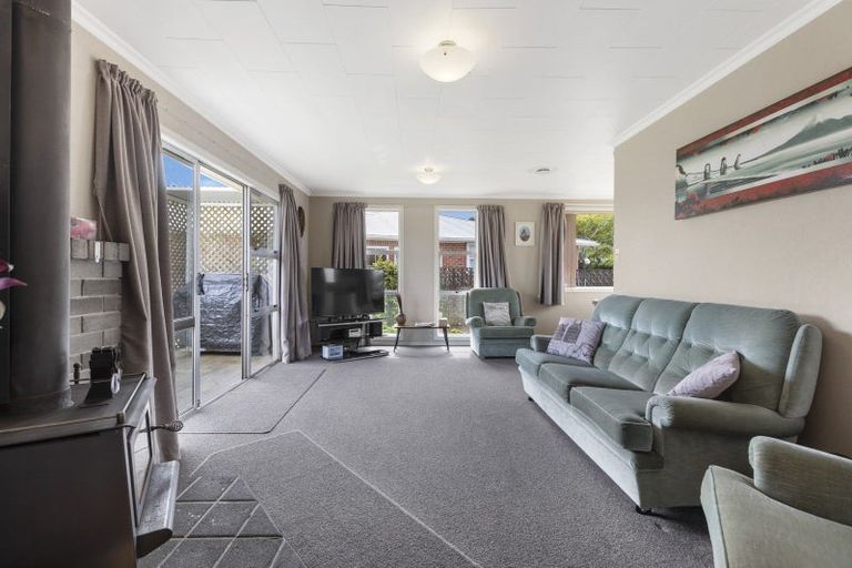 Photo of property in 28a Paritutu Road, Spotswood, New Plymouth, 4310