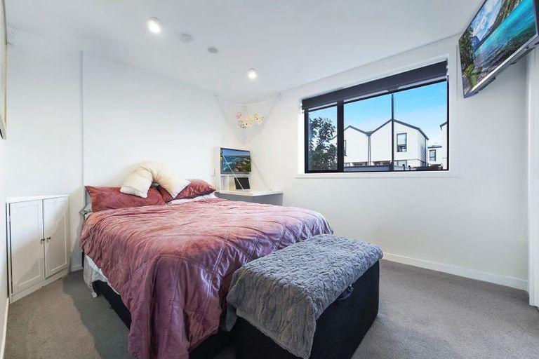 Photo of property in 1/4 Ara Kataraina, Mangere, Auckland, 2022