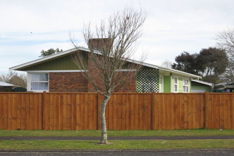 Photo of property in 19 Raymond Street, Fairview Downs, Hamilton, 3214