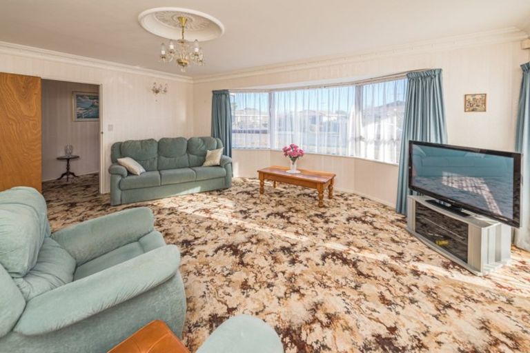 Photo of property in 3 Warwick Place, Springvale, Whanganui, 4501