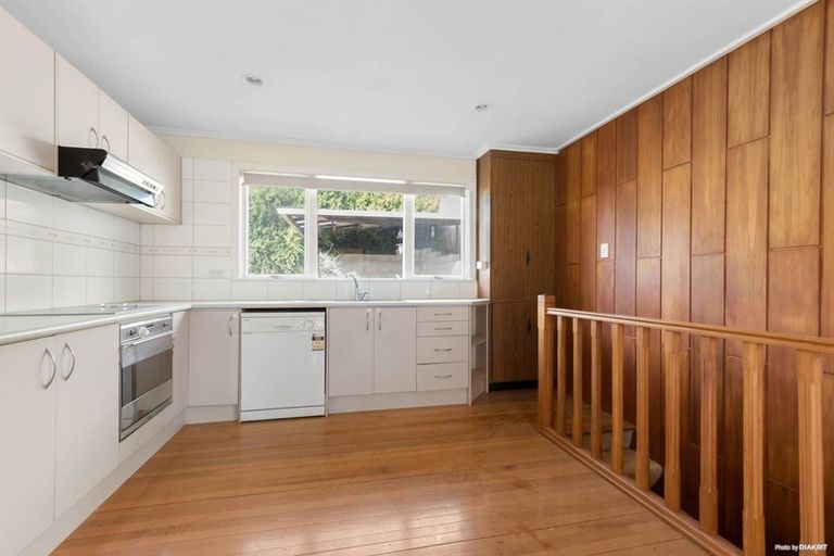 Photo of property in 48 Kinross Street, Blockhouse Bay, Auckland, 0600