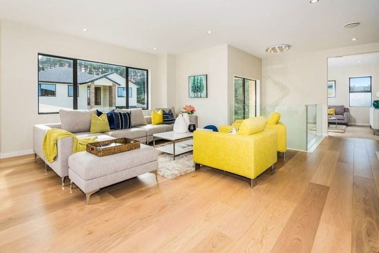 Photo of property in 48 Golden Morning Drive, Albany Heights, Auckland, 0632