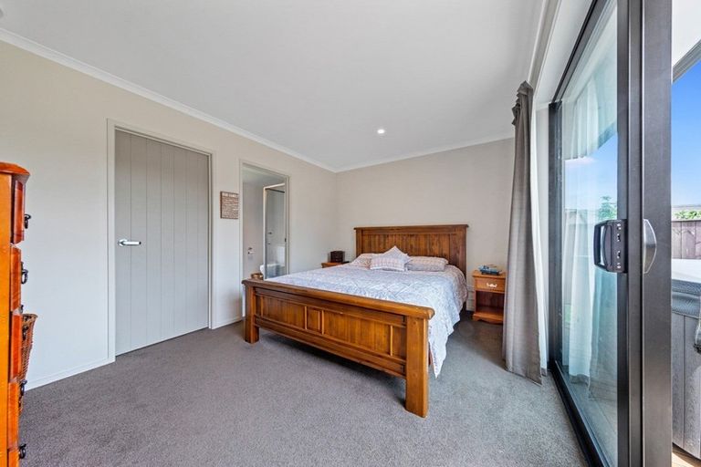 Photo of property in 137 Hillpark Drive, Pokeno, 2402