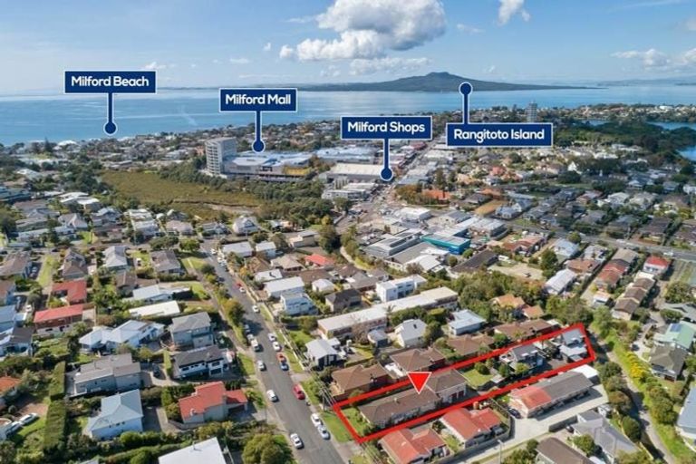 Photo of property in 2/18 Wolsley Avenue, Milford, Auckland, 0620
