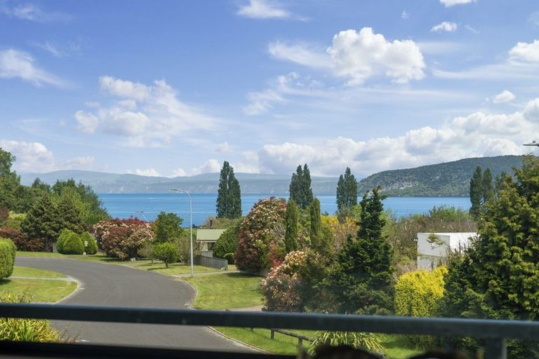 Photo of property in 14 Boojum Dell, Kinloch, Taupo, 3377