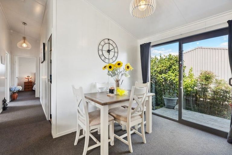 Photo of property in 68 Grey Street, Woodville, 4920