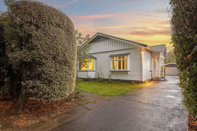 Photo of property in 19 Severn Street, St Albans, Christchurch, 8014