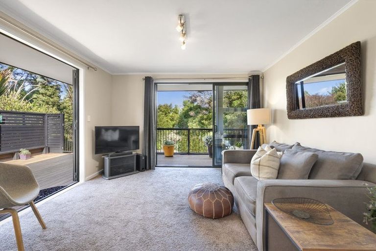 Photo of property in 129 Paremoremo Road, Lucas Heights, Auckland, 0632