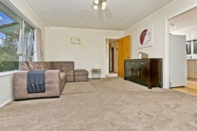 Photo of property in 1/49a Manuka Road, Bayview, Auckland, 0629