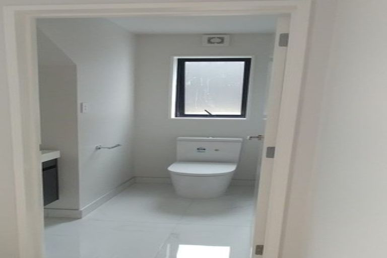 Photo of property in 3 Alexander French Close, Silverdale, 0932