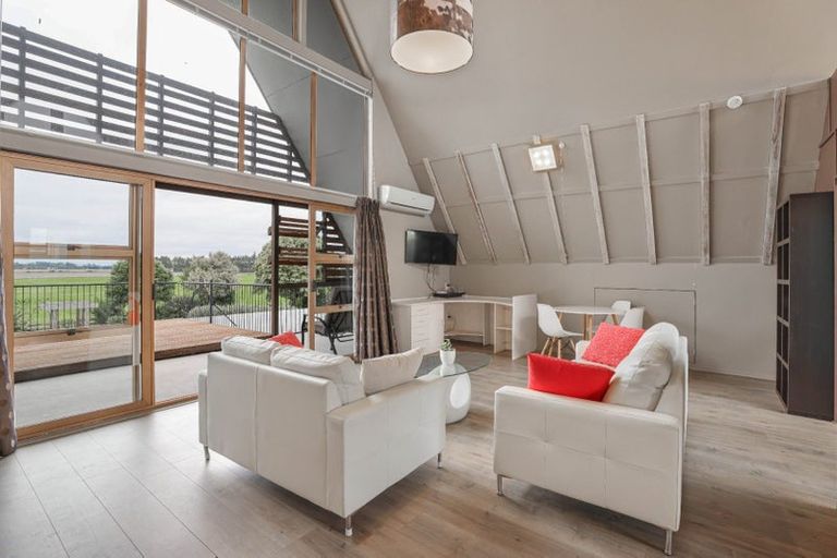 Photo of property in 347 Grahams Road, Willowby, Ashburton, 7774